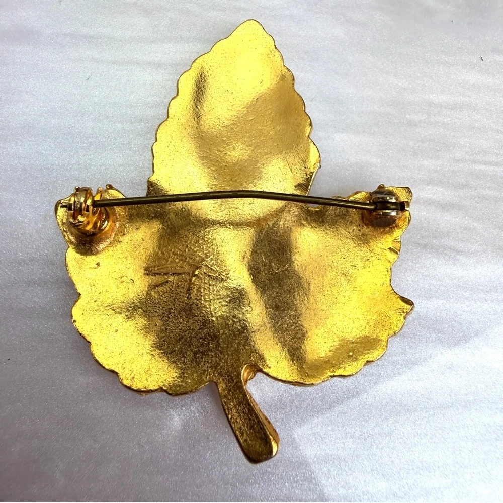 Vintage Brown Goldtone Fall Leaf Brooch Pin